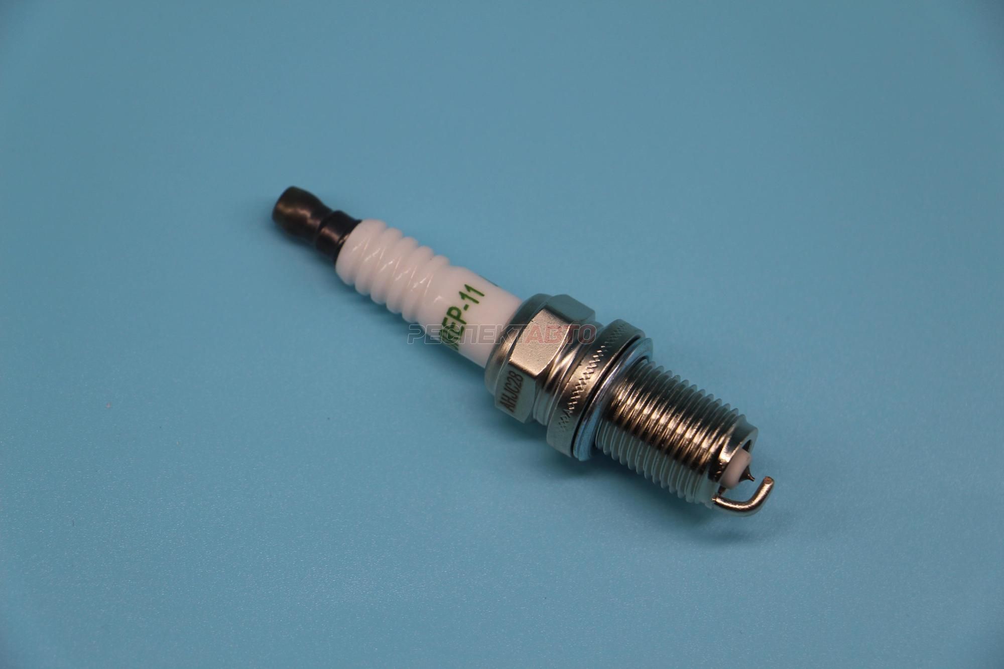 Свеча зажигания (платиновая)