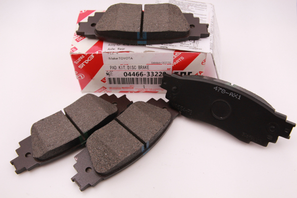 Колодки тормозные задние (диск)