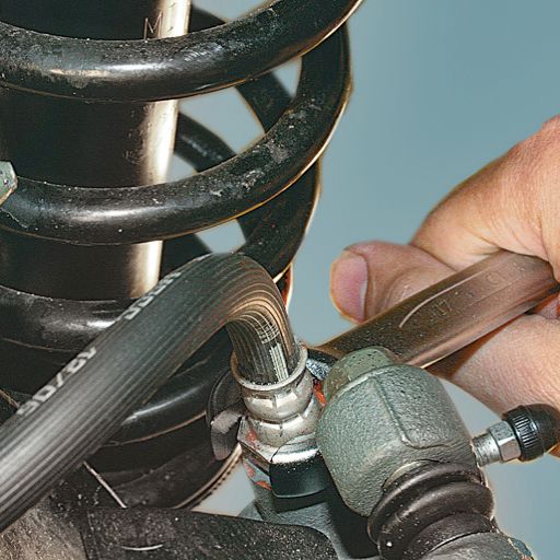 Замена тормозного шланга