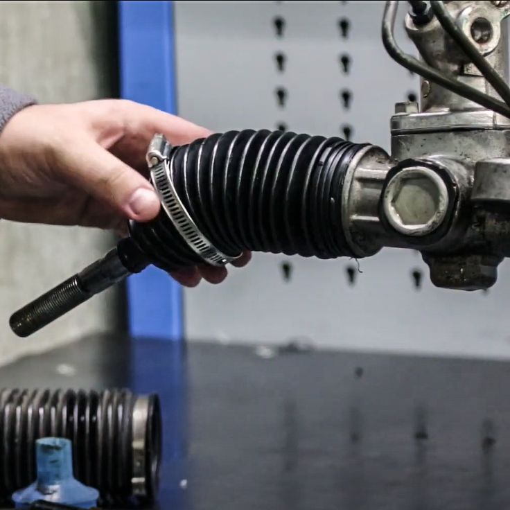 Замена пыльника рулевой тяги