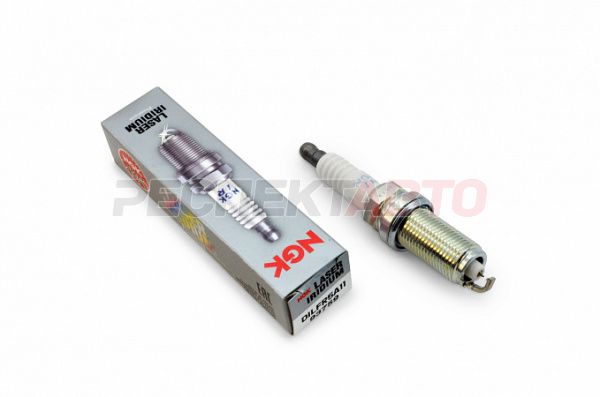 Свеча зажигания