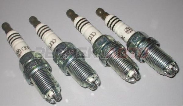 Свеча зажигания