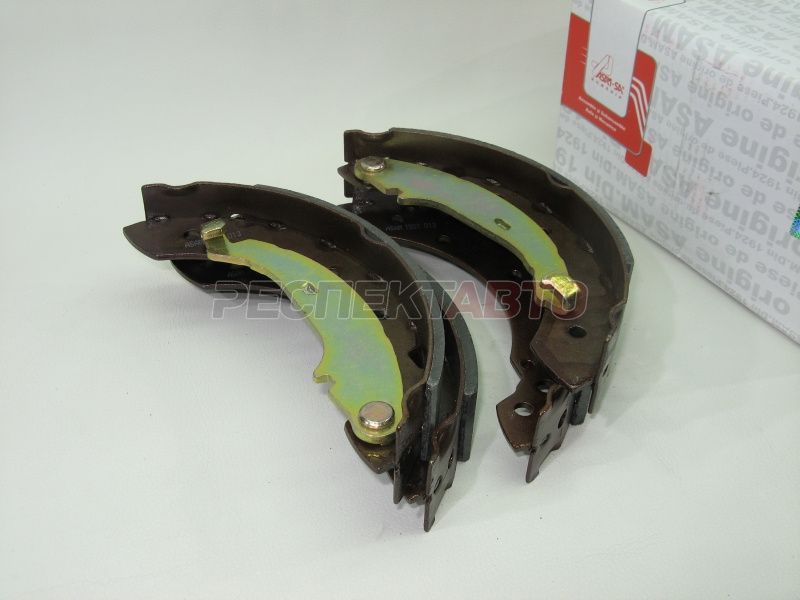 Колодки тормозные задние (барабан, 203мм)
