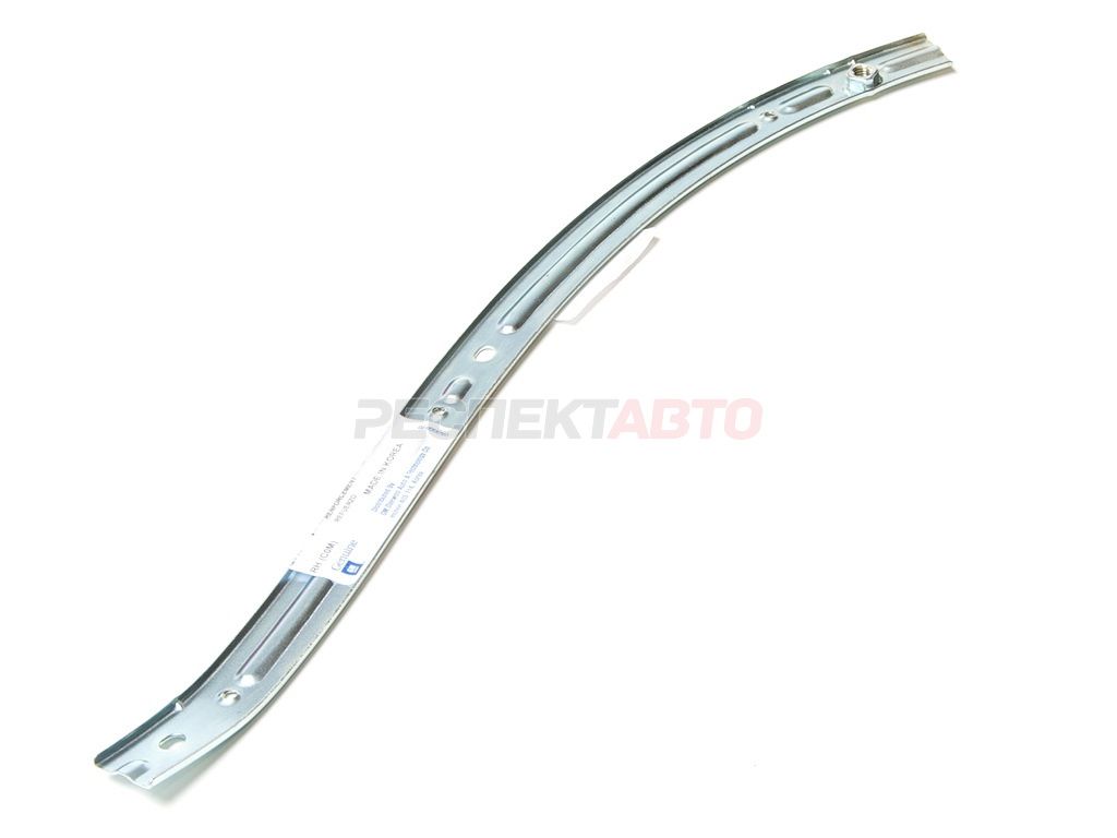 Кронштейн бампера переднего (правый)