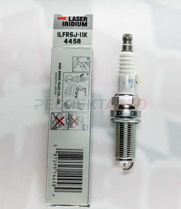 Свеча зажигания