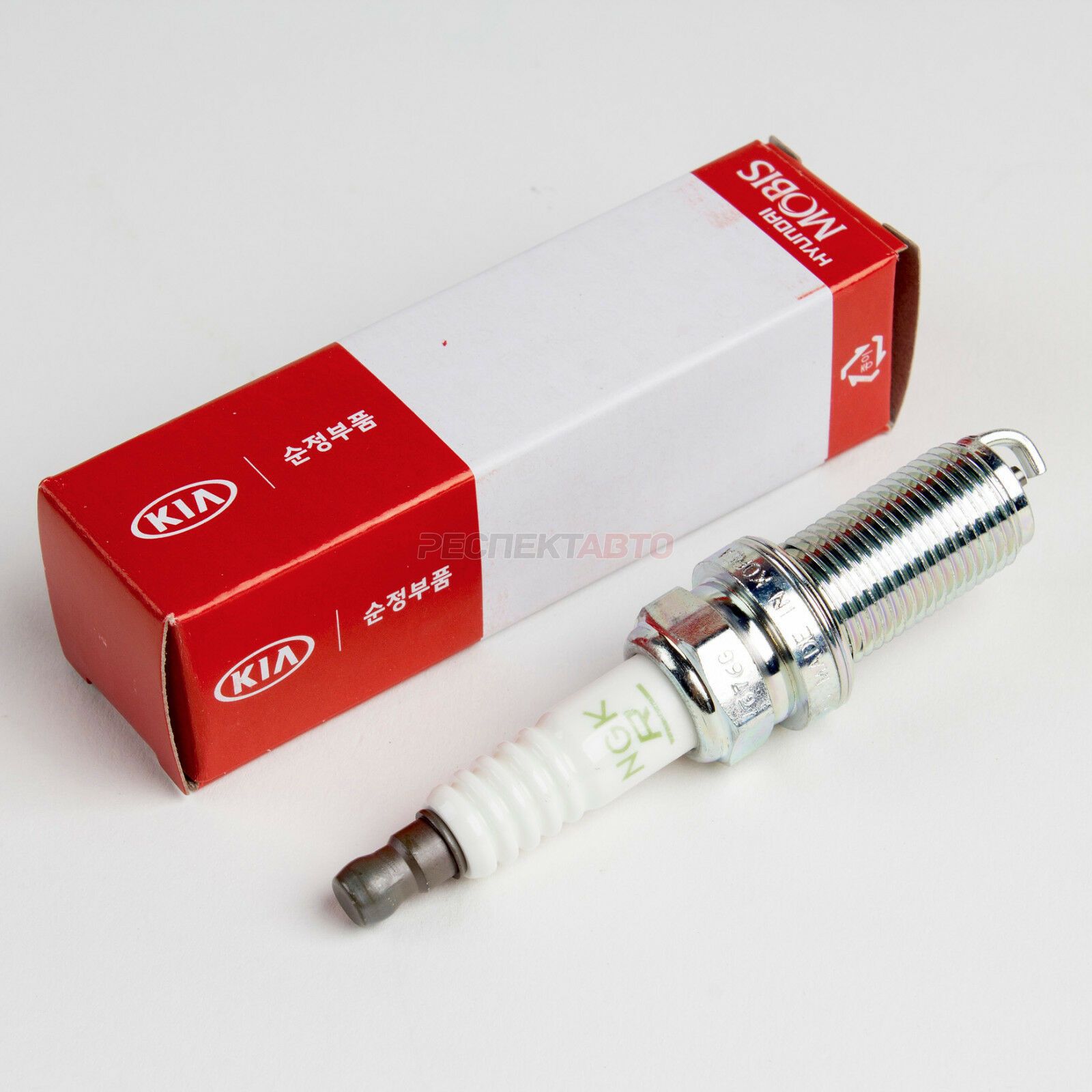 Свеча зажигания