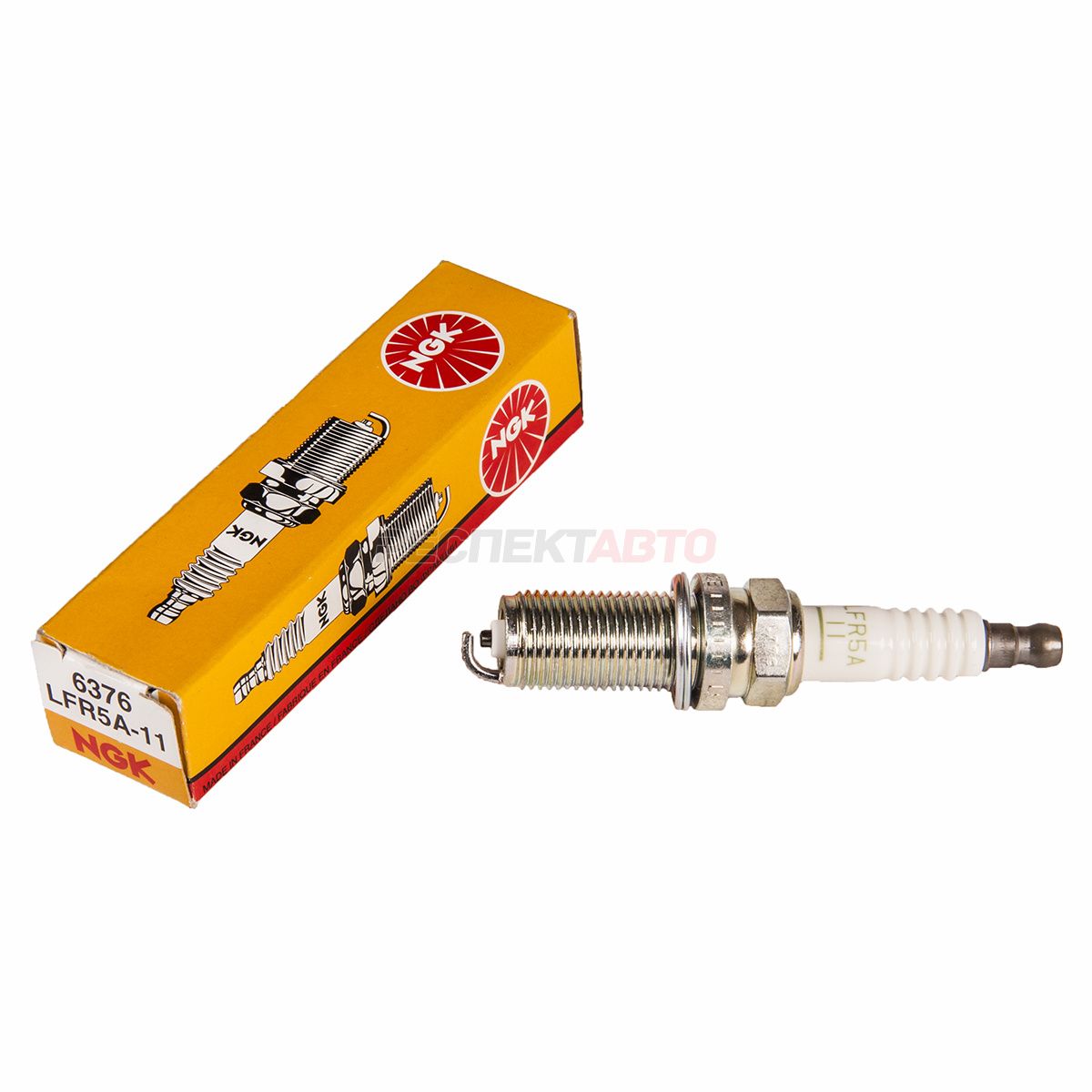 Свеча зажигания