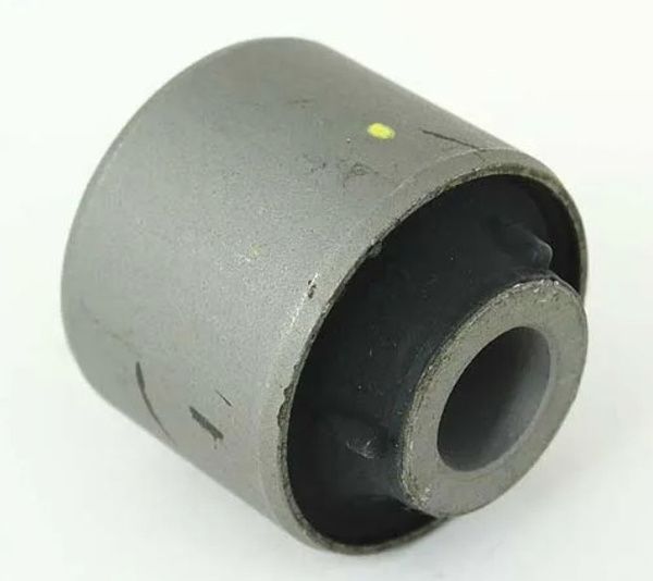 Сайлентблок рычага заднего поперечного (заднего, к кулаку, 4WD)