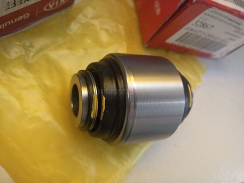 Сайлентблок кулака заднего (плавающий)