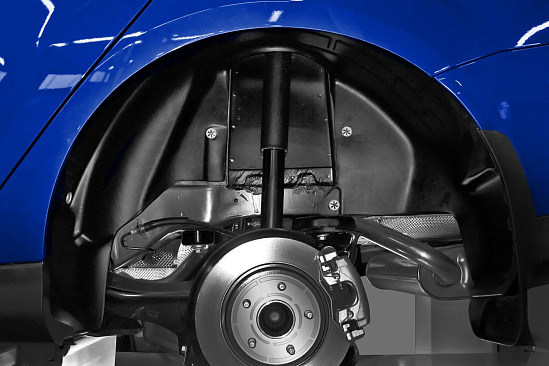 Установка подкрылков и брызговиков