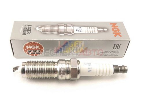 Свеча зажигания