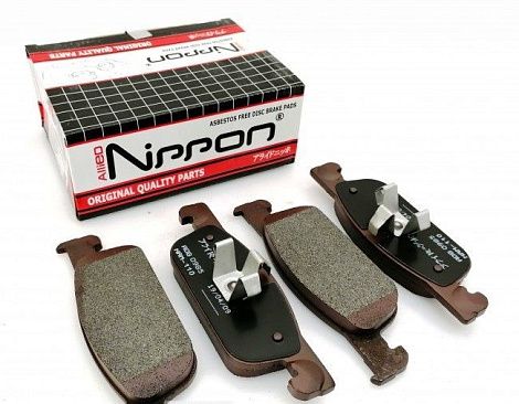 Колодки тормозные передние