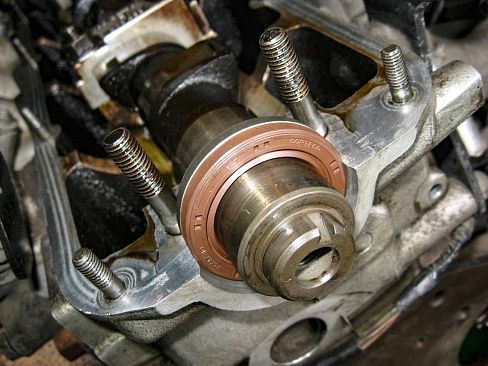 Замена сальника распредвала