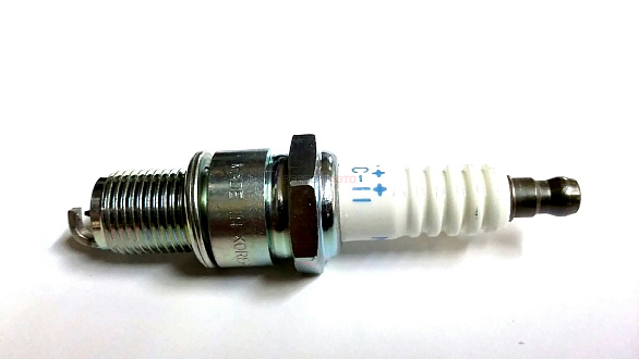 Свеча зажигания (Platinum)