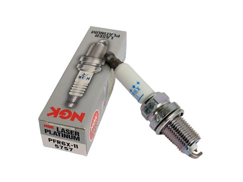 Свеча зажигания