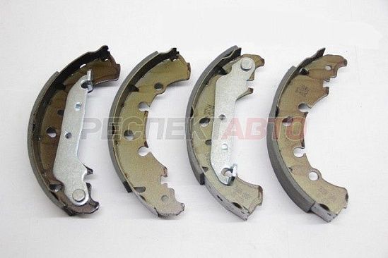 Колодки тормозные задние (барабан)