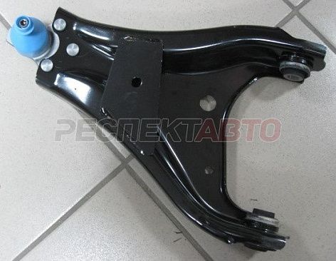 Рычаг передний левый