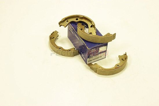 Колодки ручного тормоза 