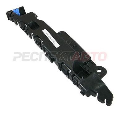 Кронштейн бампера переднего (левый, на крыле)