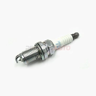 Свеча зажигания