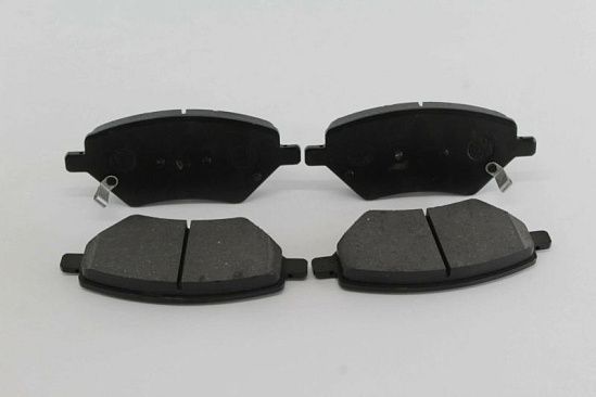 Колодки тормозные передние 