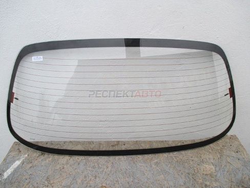 Стекло заднее (седан, с обогревом)
