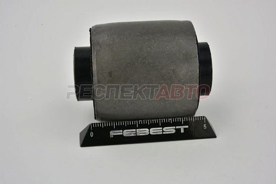 Сайлентблок нижний задней цапфы 